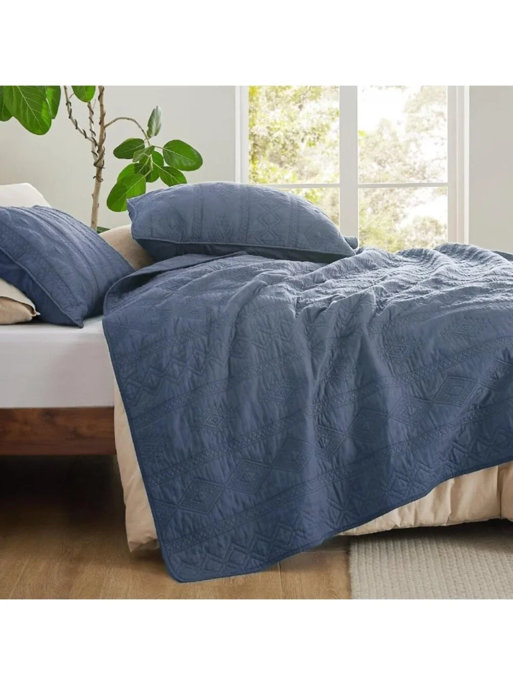 100% Cotton King Quilt Set - Soft Dusty Blue Bedspread for Cozy Bedroom Decor